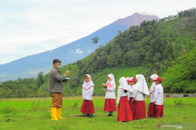 Kampus Mengajar: Kolaborasi Mahasiswa dan Guru Memajukan Sekolah di Daerah 3T