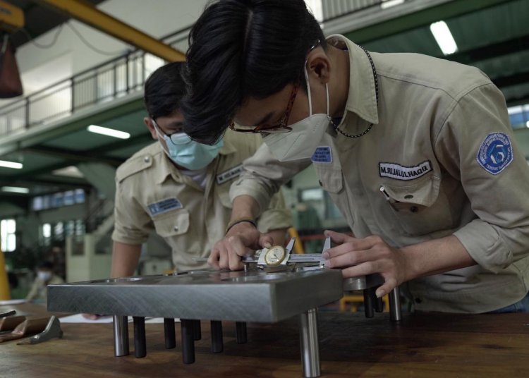 Pendidikan Vokasi Hancur?